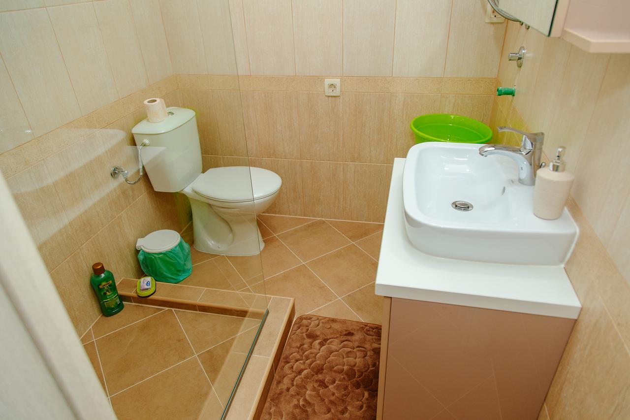 Apartmani Mozaici Risan Exterior photo
